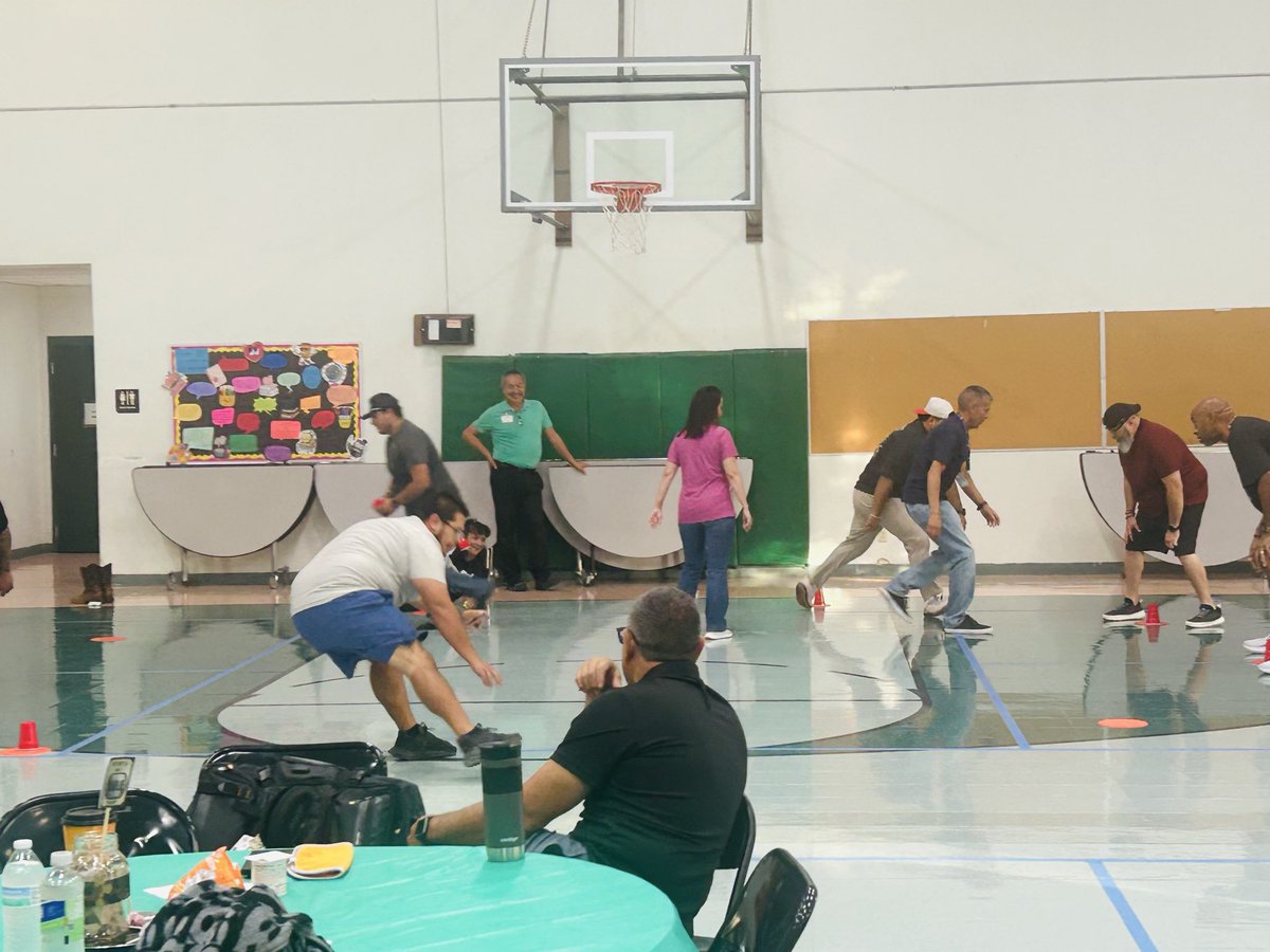 cerecerez5's tweet photo. Team Challenge #6, #7, #8✅
#DPLC✅
Campus PD using resources learned from @YISDInnovLearn & @canva ✅
👏🏼👏🏼👏🏼👏🏼👏🏼👏🏼
If we #teach it, they’ll #reach it🍎
💻🧰🧠 https://t.co/c7SVyt1uZS