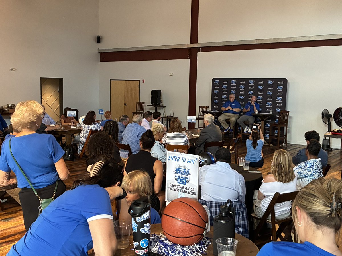 ldeleon5's tweet photo. Great event in Nashville for our 6th annual Blue Raider Blitz! Loved hearing from our @mtathletics student-athletes &amp; head coaches. Three more stops to go this week! #BLUEnited #LetsGoBlue https://t.co/BcXzdRKHkn