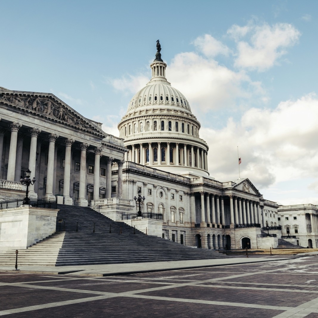 CoinMarketCap's tweet photo. LATEST: 🇺🇸 SEC Chair Paul Atkins says he is committed to supporting the CLARITY Act, calling for a regulatory framework that matches "the energy of American innovators." https://t.co/N8AwOIutDB