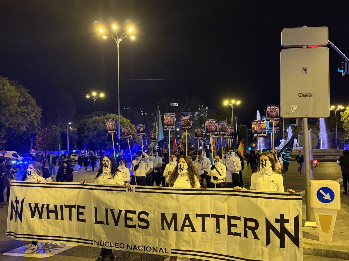 paliesie's tweet photo. @BowesChay I imagined it, but here are Hungarians (1) standing in actual Nazi uniforms, with swastikas and symbols. What do we do next? @BowesChay 

And the Spaniards (2-4), they are in Europe, are they Nazis? https://t.co/TXfIt9sT5n