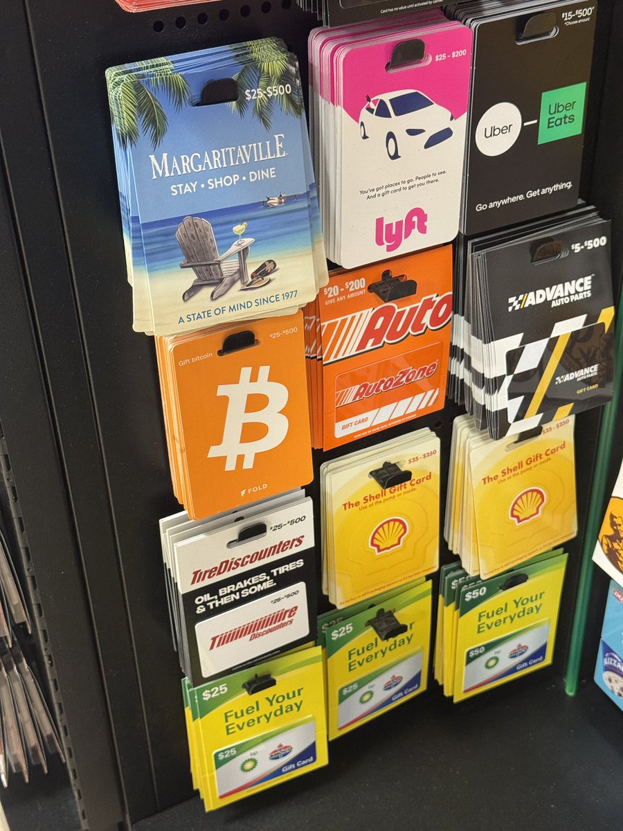 Evan_Lam's tweet photo. @RobinhoodApp can I give you a good future business idea? Maybe start investing into gift cards like “fold &amp; draft king”, where I can give robinhood gift card to friends or family for their birthday or holiday, to get their foot into investing stocks, crypto, prediction market. https://t.co/agDXdxxh3d