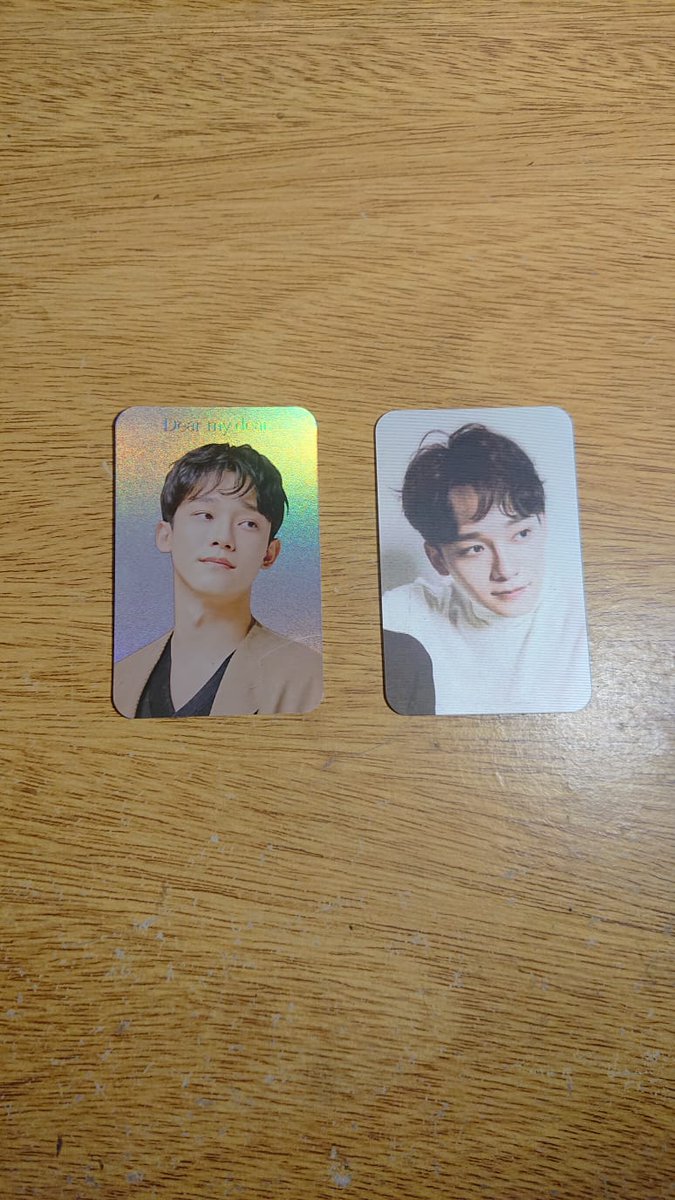Angelssing19's tweet photo. VENDO GOODS del 2do mini album de #CHEN Dear my Dear y PIN de la era POWER.
Las photocards son HOLOGRAFICAS.
La persona interesada mandeme DM.
#HappySoondingieDay #순딩이_11주년_축하해 #CHEN
@CHEN_INB100 #EXO https://t.co/Lbp7drvlte