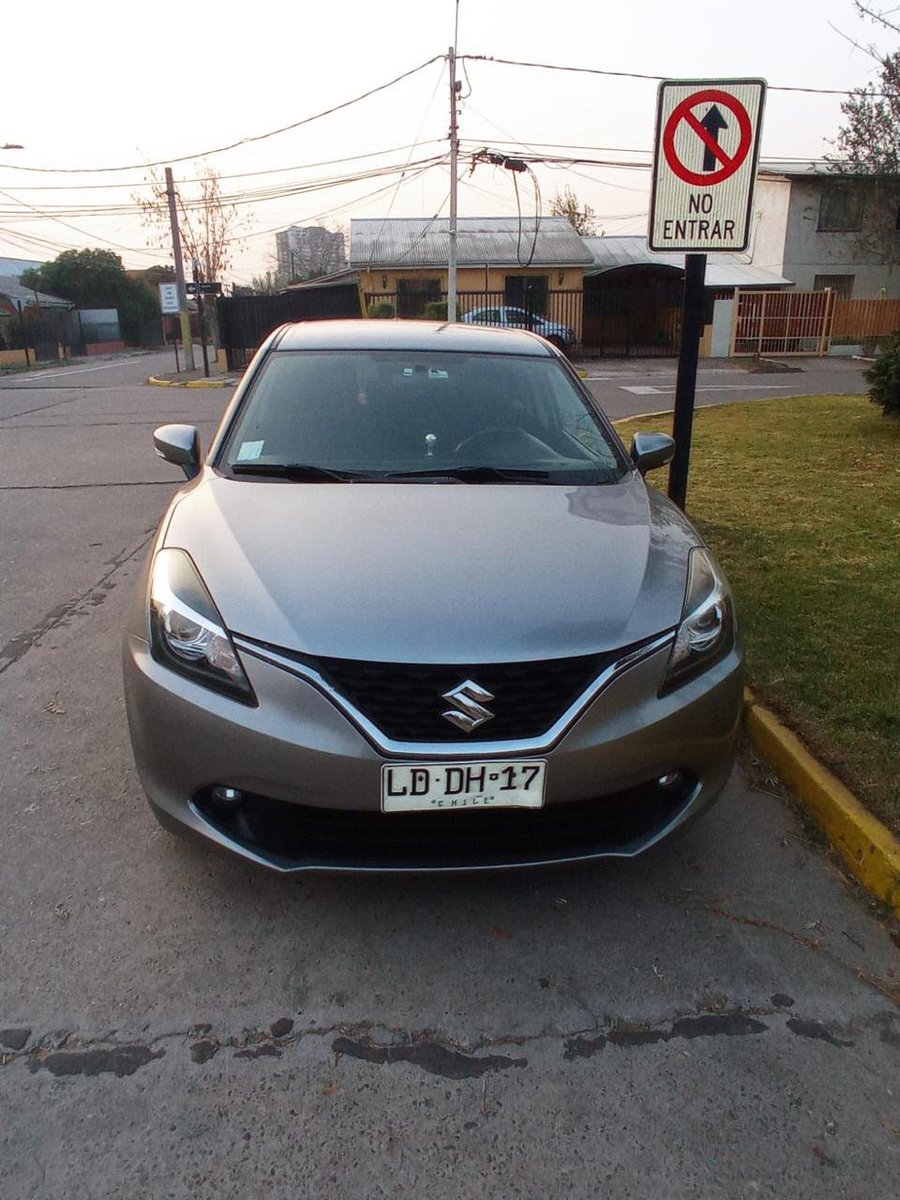 jotaele_furioso's tweet photo. Auto ROBADO en estación central. 5 de abril con san José Suzuki Baleno patente LDDH17 por favor su ayuda 🥺 @robados_chile #estacioncentral
#autorobado https://t.co/xhJqjSSPl2