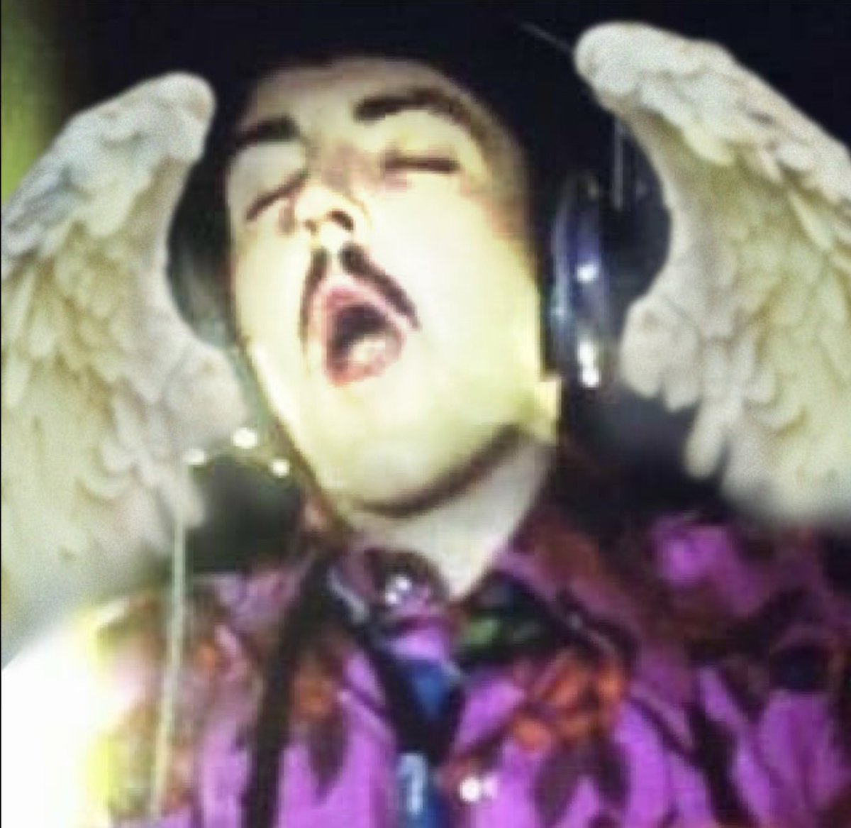 rambypaul's tweet photo. when she won't stop sucking your dick even tho you already nutted #HappenedToMe #real https://t.co/vFXw1RgkB9