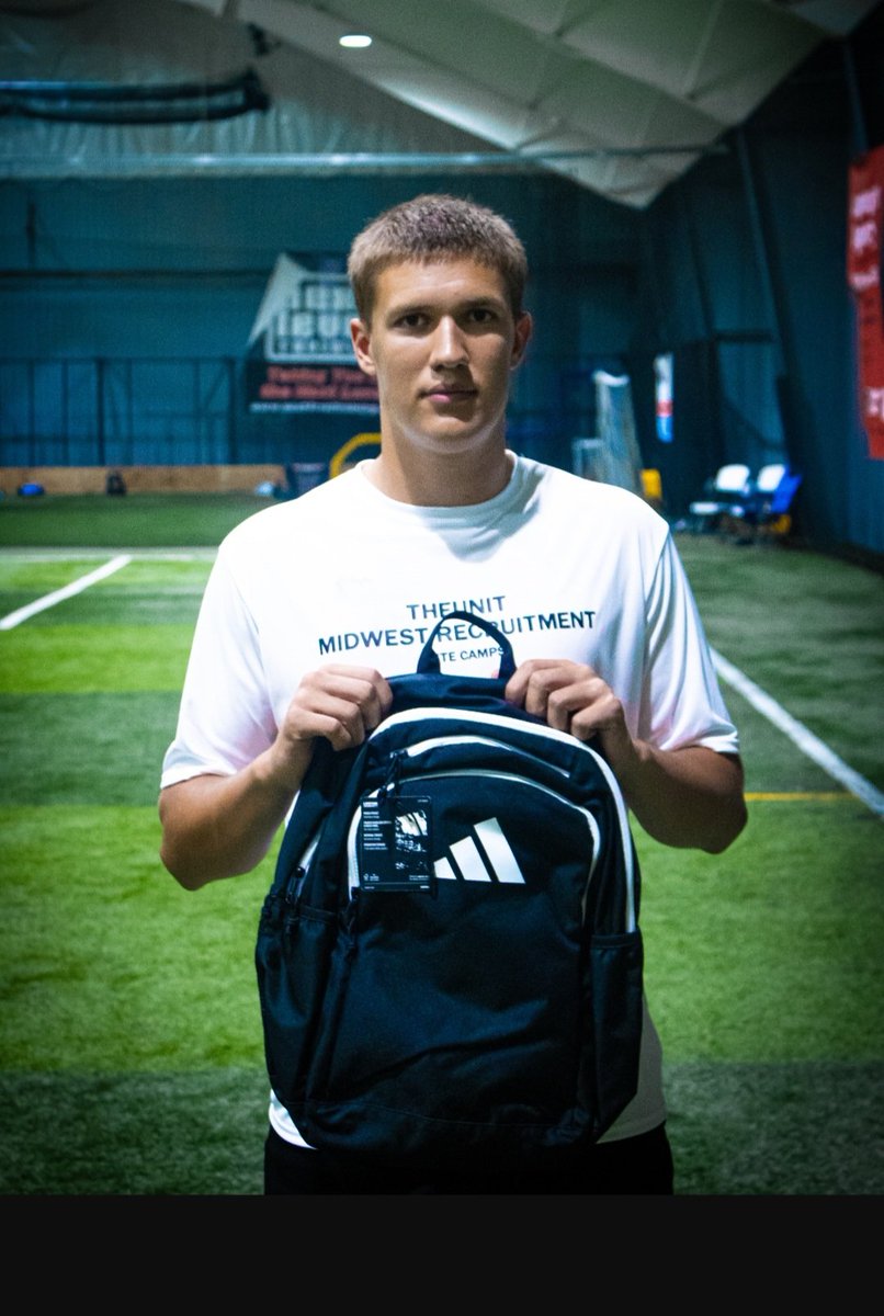 TrambleJoe's tweet photo. THEUNIT MIDWEST RECRUITMENT 
@MadixG15 @PrinceJ1218 @CoachOlejniczak @CoachWooster @CoachWalkerDU4  
QB/WR CLINIC Top 50 
Selected QB MVP 
Grand Valley State Committed 
2027 QB Madix Gorleski Vassar HS, MI 
Selected WR MVP 
2028 ATH Watonyo Jackson Jr 
De La Salle HS, MI https://t.co/5kUyc6TRAc