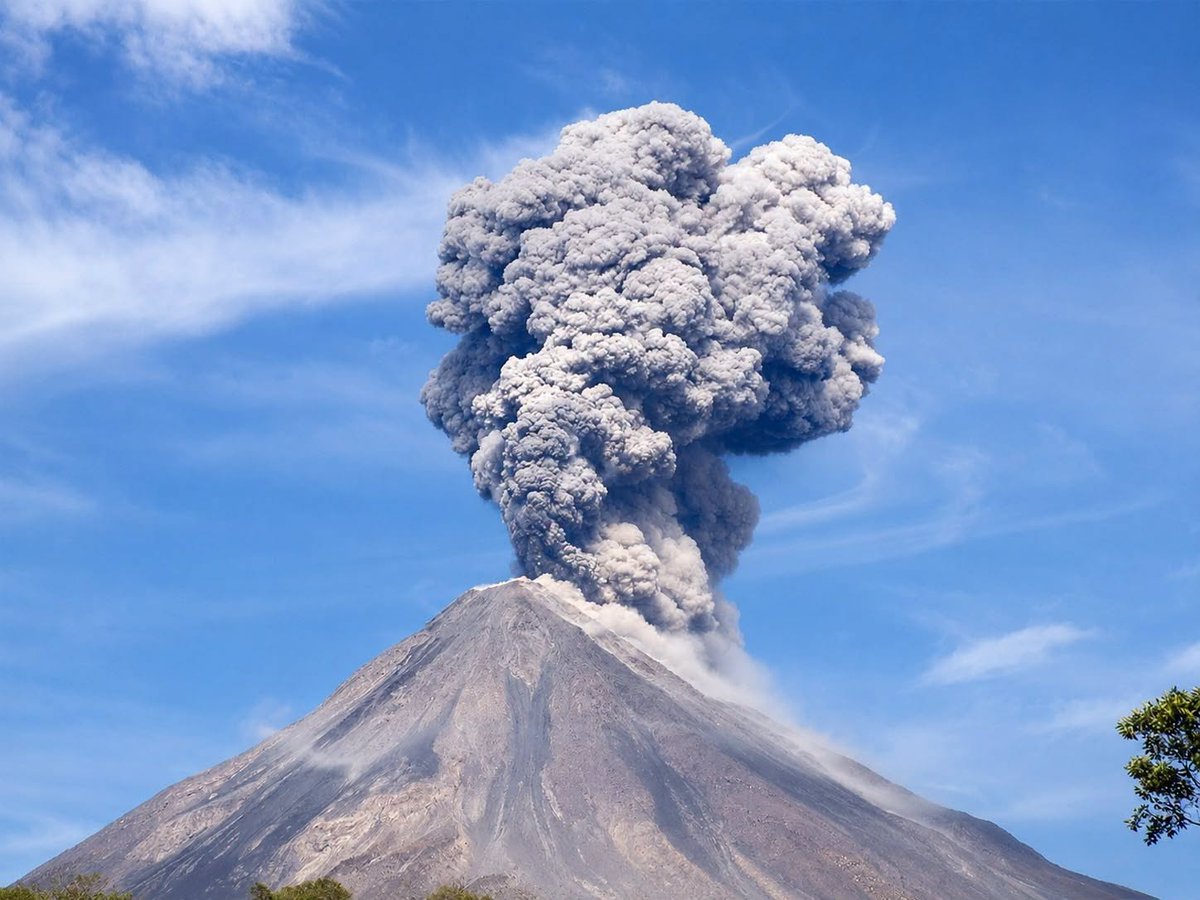 ComentarioUdeC's tweet photo. #Colima
Realizarán simulacro por erupción volcánica en La Becerrera este 1 de agosto
https://t.co/eUfRBUhnWm
#ElComentario #UEPC #SimulacroEstatal #ErupciónVolcánica #LaBecerreraComala https://t.co/ykvFmXf3H7