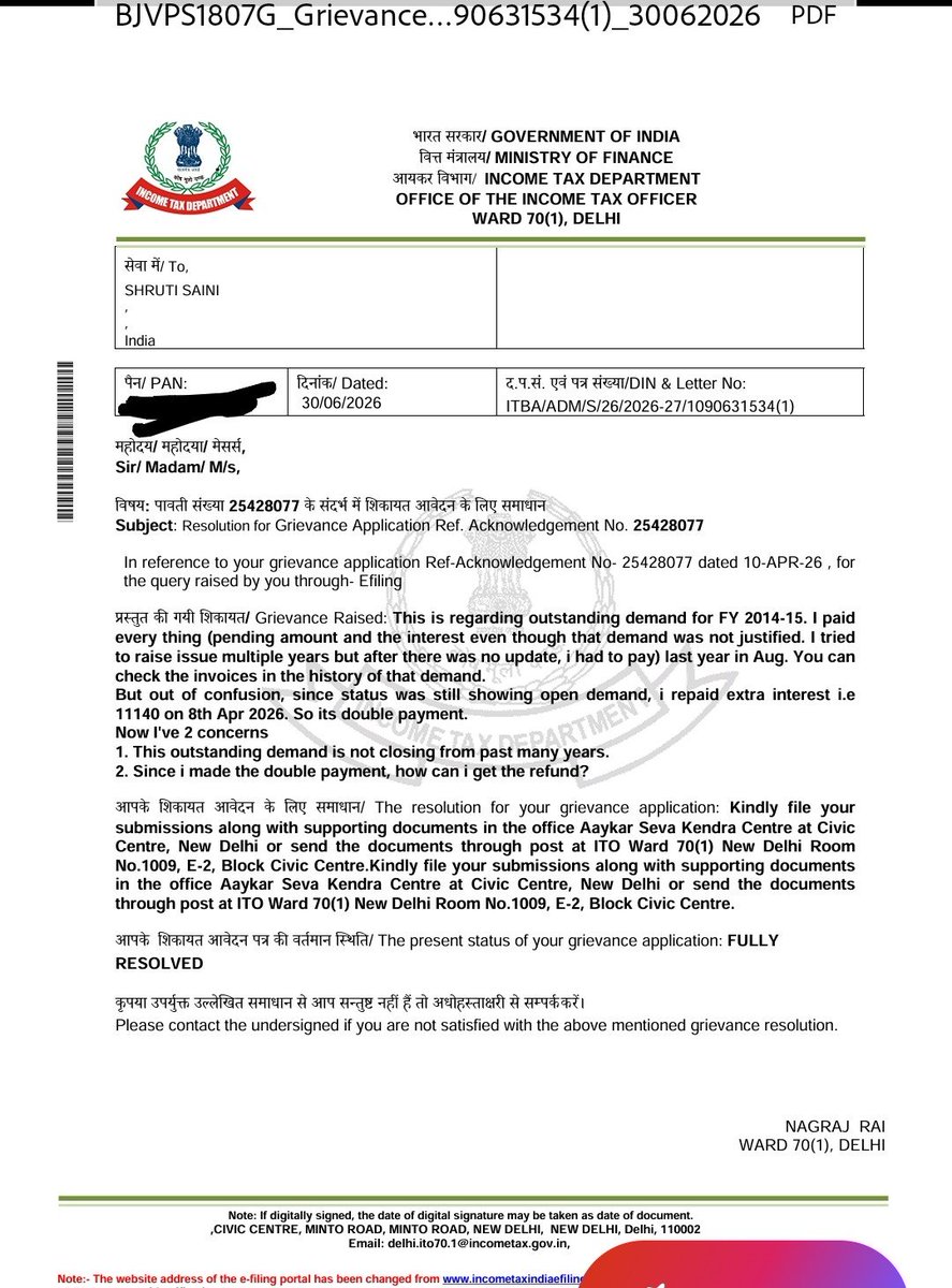 ss_shruti's tweet photo. @IncomeTaxIndia @FinMinIndia My issue is marked as closed w/o resolution. I hve asked to send doc. De issue is pending since 2014, now de r asking to send all documents even when everything is/should be available on incometax.  Whats the use of digitalization when everyone needs hardcopy? Pls help. https://t.co/TV06yfXZcV