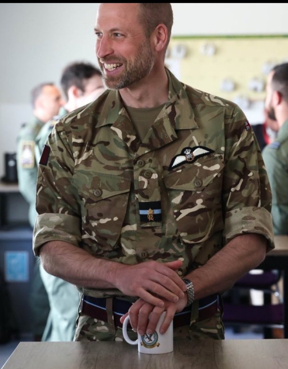 AndreaE46911188's tweet photo. #HRHPrinceWilliamisloved
❤️❤️❤️ https://t.co/nUl4wA3tSc
