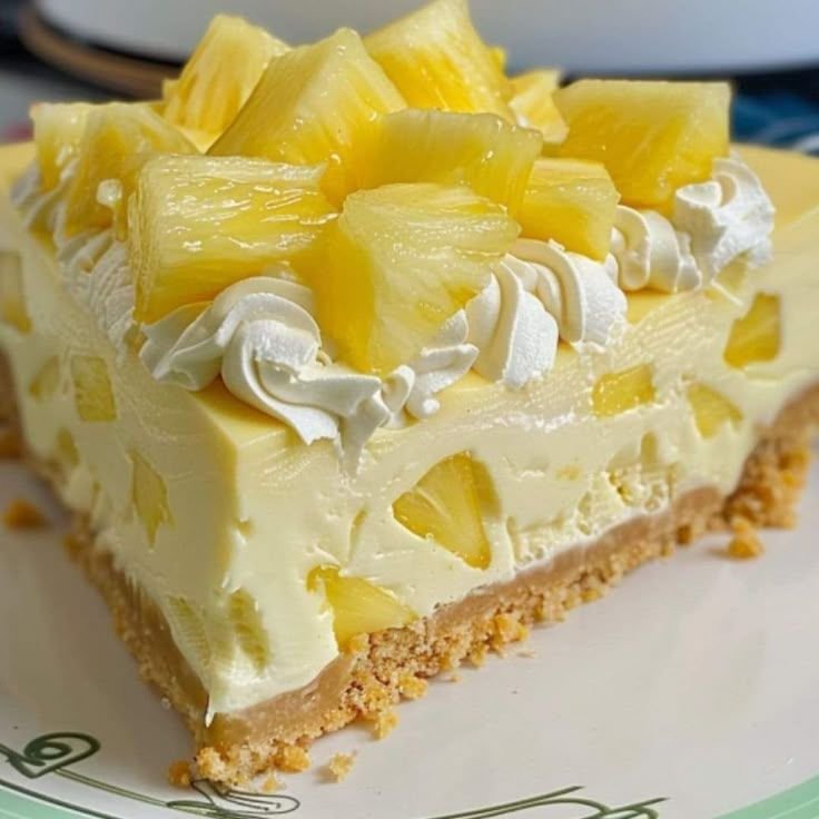 adventure_bloom's tweet photo. Cheesecake with pineapple topper 
Eat or skip? https://t.co/WZTOzqpCdQ