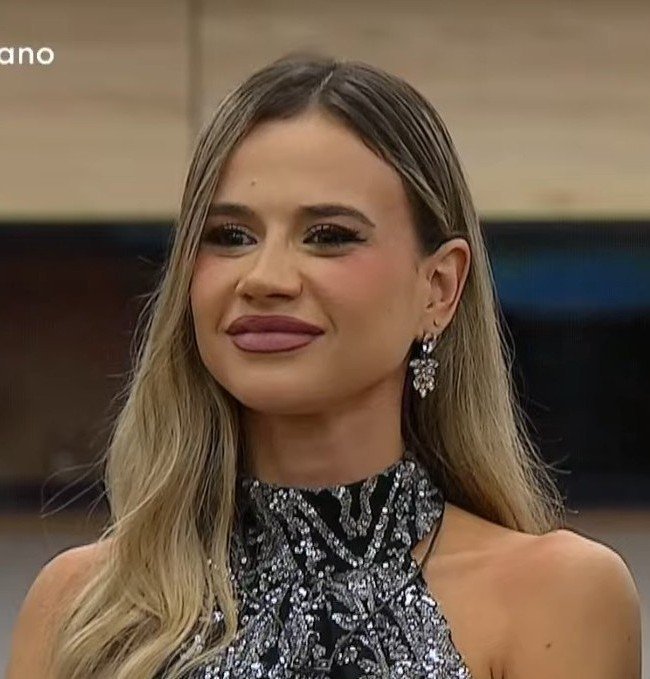 Teamonitos's tweet photo. Estamos todos de acuerdo en que gane cualquiera menos estás dos basuras ACOMODADAS?

#GranHermano https://t.co/PWEYndU5gS