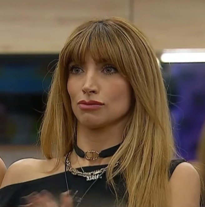 Teamonitos's tweet photo. Estamos todos de acuerdo en que gane cualquiera menos estás dos basuras ACOMODADAS?

#GranHermano https://t.co/PWEYndU5gS