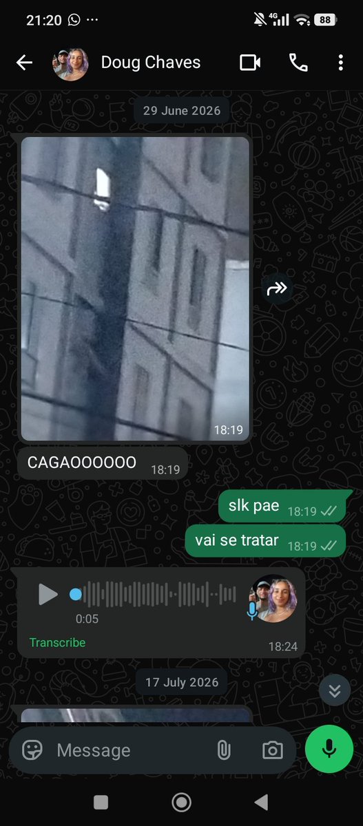 Chiinguz_'s tweet photo. e meu amigo que mora na frente do meu prédio e vê que a luz do meu Banheiro tá acessa, me manda mensagem 

não tenho nem privacidade mais https://t.co/XE63QHqLak