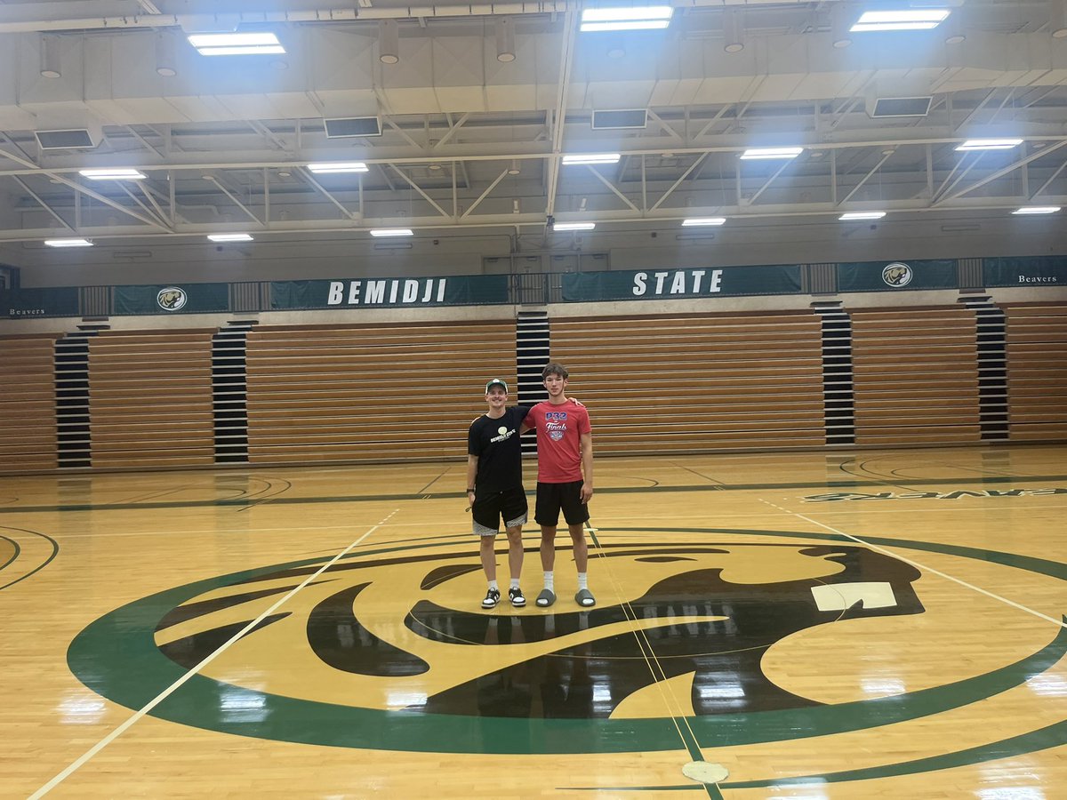 JJamo11_'s tweet photo. Thank you @CoachJMasek and @BSUBeaversMBB for the great tour and camp today! https://t.co/IC31CbVmAb