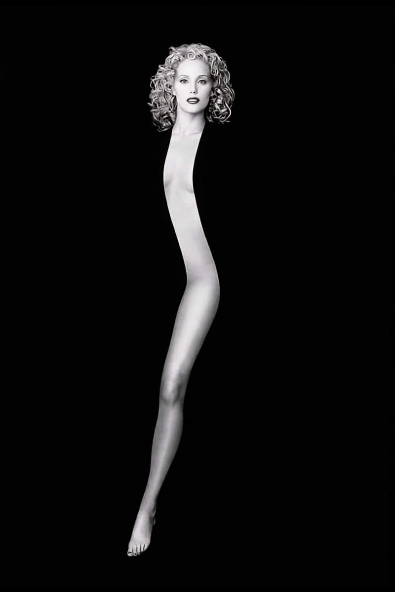HansomRansom4's tweet photo. Happy birthday Elizabeth Berkeley in Showgirls 1995. #elizabethberkley #actress #showgirls #savedbythebell #csimiami #anygivensunday https://t.co/x0E0Bi4vsR