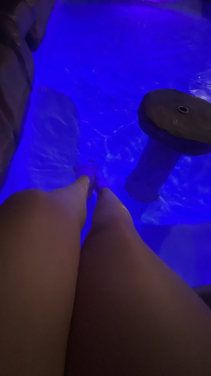 Angiewitdaphaty's tweet photo. Lmk for feet content babiess #feetfetısh #feetbaby #sugardaddy https://t.co/F2nFCJgsj3