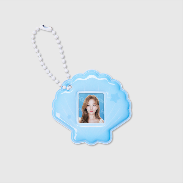 Ktown4u_com's tweet photo. 🆕New Release!
🎉Now meet Red Velvet at Ktown4u!

🩵2026 Red Velvet FAN-CON「A Day in Red & Velvet」MD
🔗https://t.co/PvMygp2UrI

✨Go to the Red Velvet Artist Collection! 
🔗https://t.co/IGsmgOJVuo
 
✨More discount with July Coupon Pack 
🔗https://t.co/ZINzQjJA2R
 
✈️Ktown4u ships all over the world✈️

#RedVelvet #레드벨벳
#RedVelvet_ADayinRedandVelvet
#RedVelvet_FANCON
