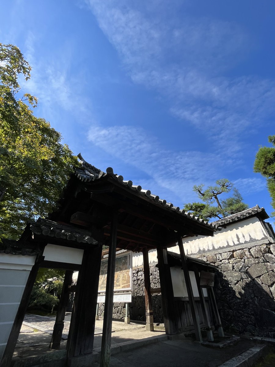 thailax24's tweet photo. 京田辺市(京都府)にある酬恩庵
「一休さん」として有名な一休宗純が再興したことに因み、一般には一休寺と呼ばれています。
元タイマニア　Kジ

#thailax24#タイラックス24
#道頓堀マッサージタウン
#本格安
#24時間営業
#年中無休  
#リラクゼーション
#crosshotelosaka 
#タイ古式マッサージ https://t.co/gXDH39SQn6