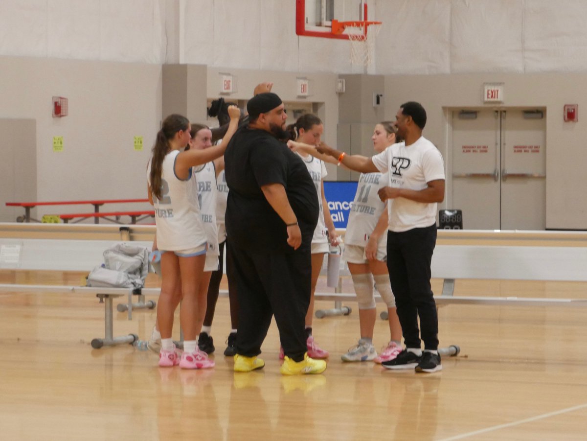 BigTimeBucket's tweet photo. It was a fun last tournament to cap off an amazing 3 years with the best team I could have ever asked for. Time really flies! I can't put into words how grateful I am for these people, they are my family❤️@LadyPurePrep 
This program is truly special....the memories, lessons, and relationships it gave me will stick with me forever. #Family @CoachNate2020 @GBSkillz