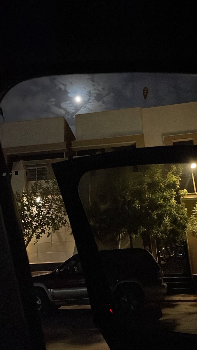 i9l0iu's tweet photo. حـــســيـت بــإيه؟ https://t.co/giffvZUVgY