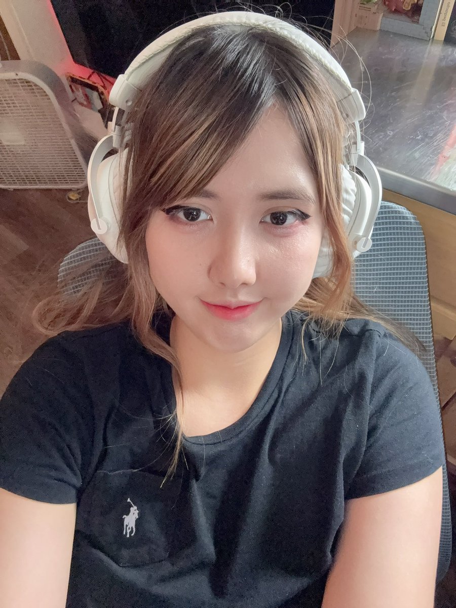 aalexlee22's tweet photo. Ya empecé stream QuQ
https://t.co/yTRXNEsdwS https://t.co/afYCGXTYFg