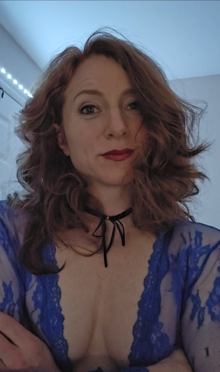 fitlilredhead's tweet photo. Which do you like better... my hair up or down? https://t.co/QFx2TI4BMh