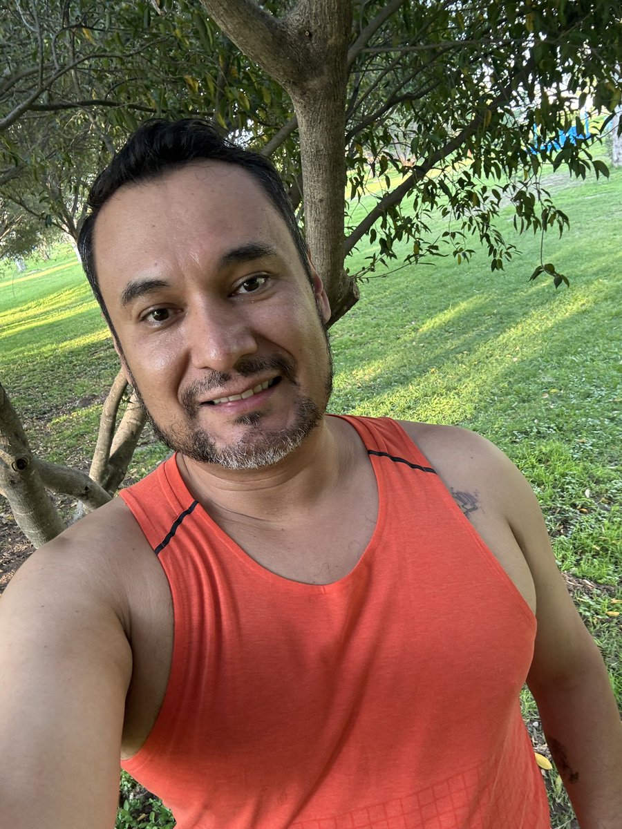 EGLA8120's tweet photo. Después de un día muy intenso en la chamba, algo de naturaleza para relajarme un poco. https://t.co/xC4N9hrrXO