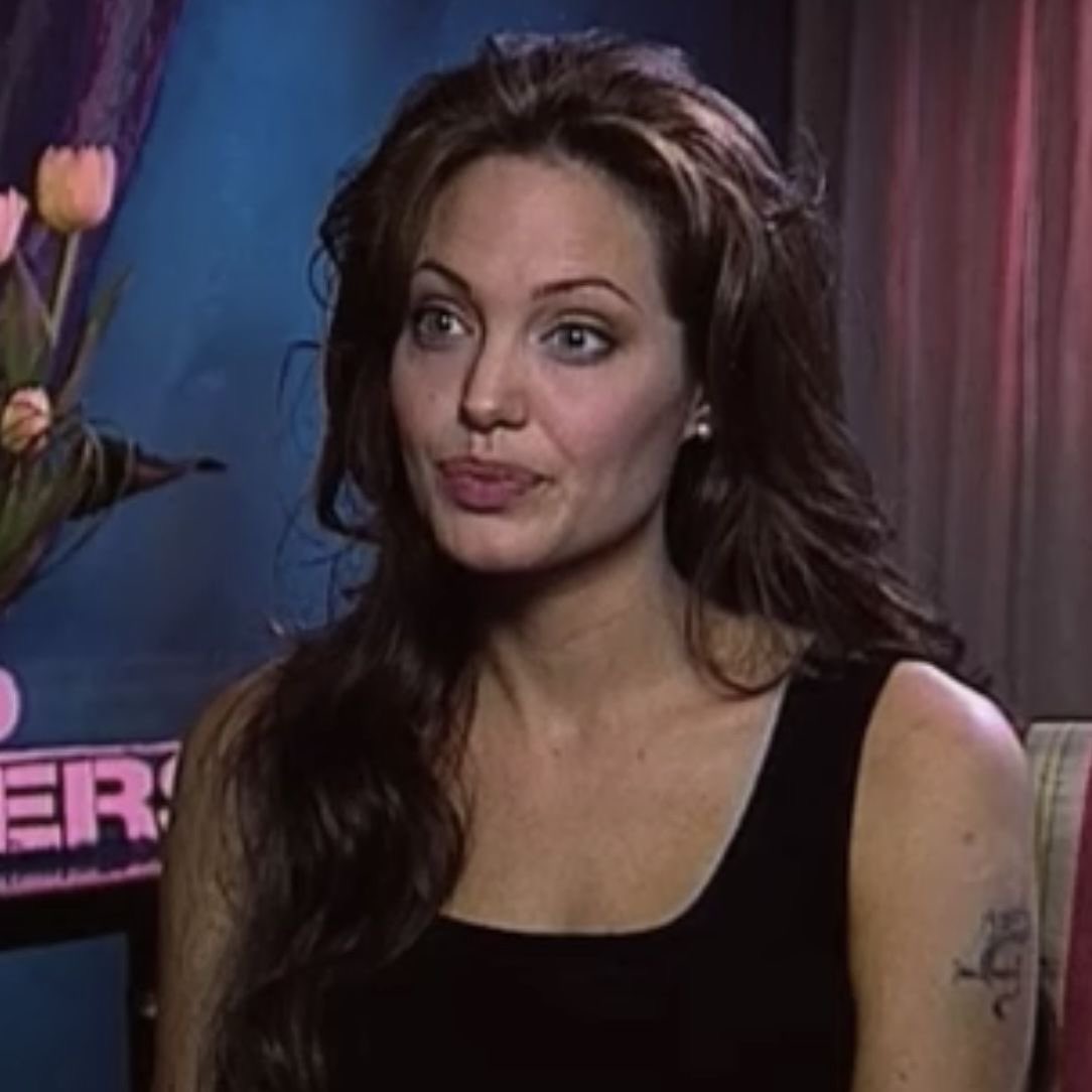 atljolie tweet picture
