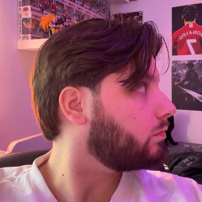 LeonErikZ's tweet photo. #NewOldProfilePic https://t.co/aDYjIUGQNw