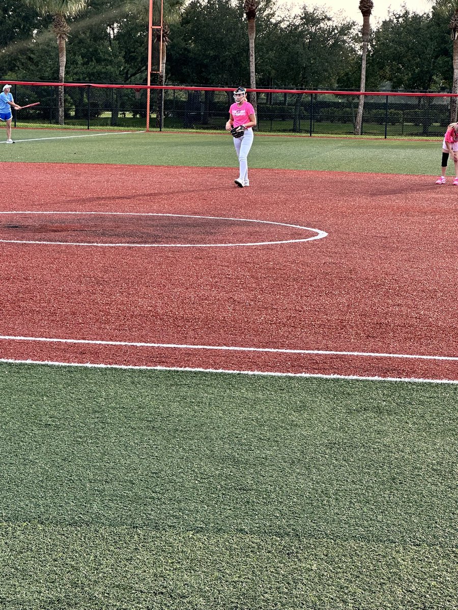 SarahBethWhite0's tweet photo. Day ✌️at the @USSSAAAG in Viera, FL. Practice day with my team. 
Games Start tomorrow at 11:30 AM EST. LETS GO AZTECS!!🇺🇸♥️💙

@ExtraInningSB @LineDsoftball @TopPreps @TOP_D1RECRUITS @tagupSoftball @RecruitMatador @NCSA_Softball @NCAASoftball @SoftbalAmerica @PrepSoftball @SBRRetweets @CoastRecruits @CoastRecruits