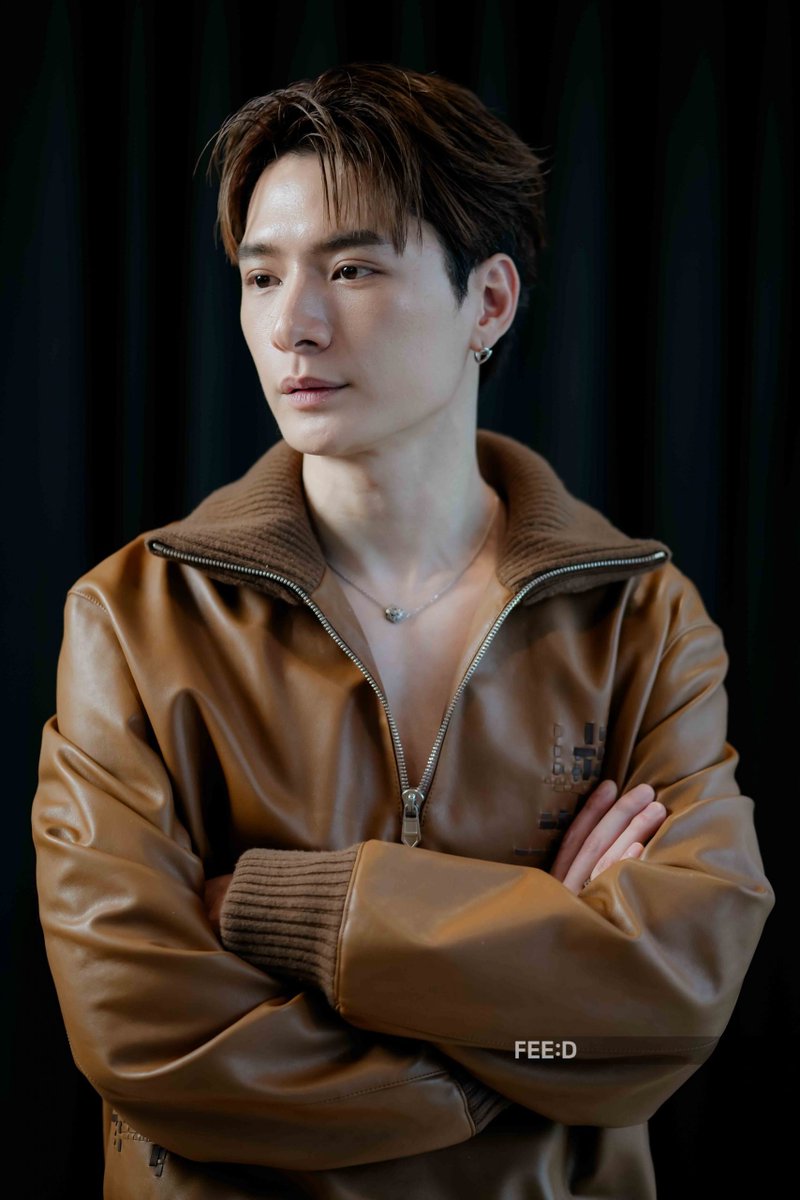 krist_est's tweet photo. #KristSchedule

⭐ Today ⭐

📌 บทสัมภาษณ์ของคริส-สิงโต

"หนังสือที่ถูกเขียนขึ้นได้อย่างสมบูรณ์แบบ ทั้งด้านความสัมพันธ์ มิตรภาพ และทุกเรื่องราวตลอดบนเส้นทาง 10 ปี ของสองนักแสดงหนุ่ม “คริส พีรวัส แสงโพธิรัตน์” และ “สิงโต ปราชญา เรืองโรจน์” รวมถึงการกลับมารวมตัวกันอีกครั้งของทีมนักแสดงซีรีส์ SOTUS The Series พี่ว้ากตัวร้ายกับนายปีหนึ่ง ในงาน SOTUS TENIVERSARY CONCERT ที่จะเกิดขึ้นวันที่ 29-30 สิงหาคม 2569"

⏰ 18.00 น. (6:00 PM)

📺 FEED : https://t.co/JCOjXv80g4

รับชมภาพเพิ่มเติม : https://t.co/WXnW9nPaPD

#️⃣ FEEDxคริสสิงโต

#KristSingto 
#KristPerawat
