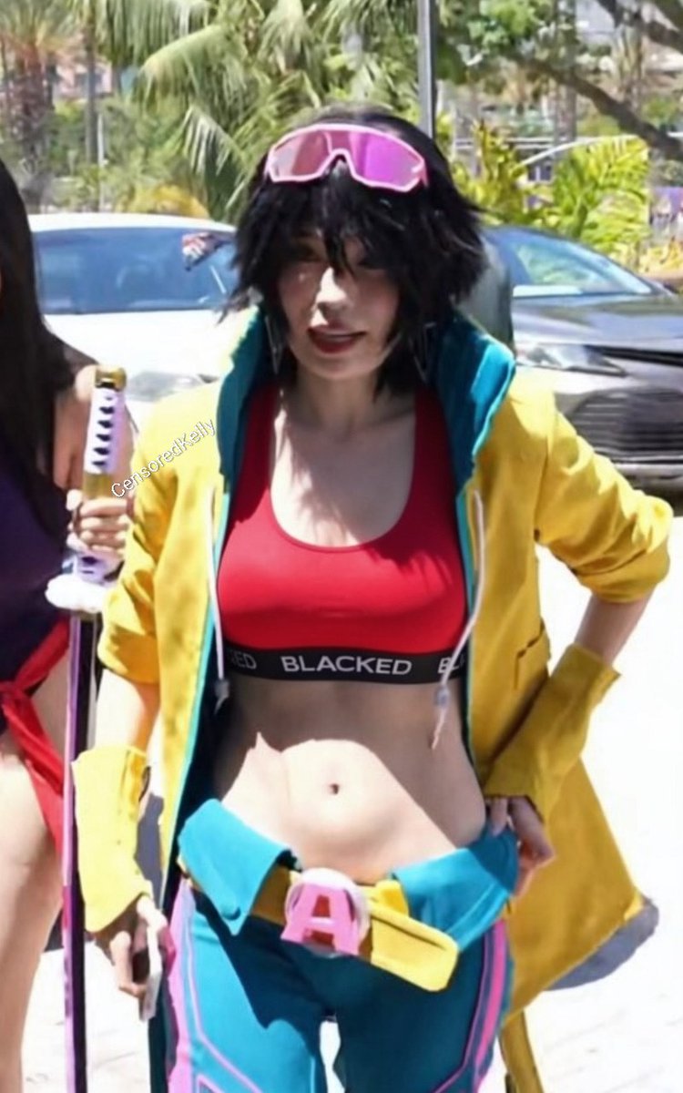 CensoredKelly's tweet photo. Some public emiru #blacked #qos #bnwo #blackededit #qosedit #cosplay https://t.co/4ITURoXHmL