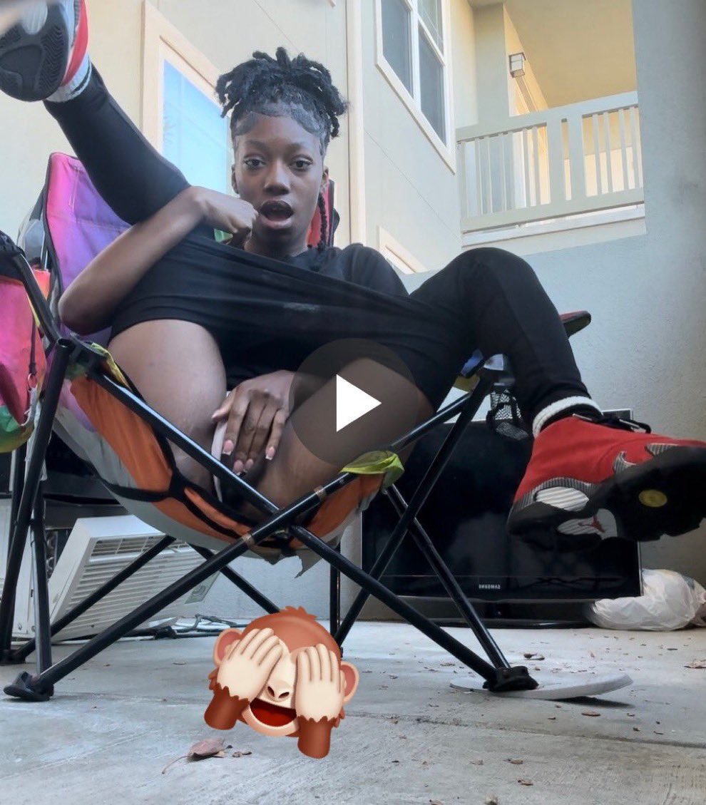 atleyyy1's tweet photo. I dont want my neighbors to see me 🤫 Dm for full video 😶 #pytt #ebonyteen #augustafreaks https://t.co/LE4MGFw1Xk