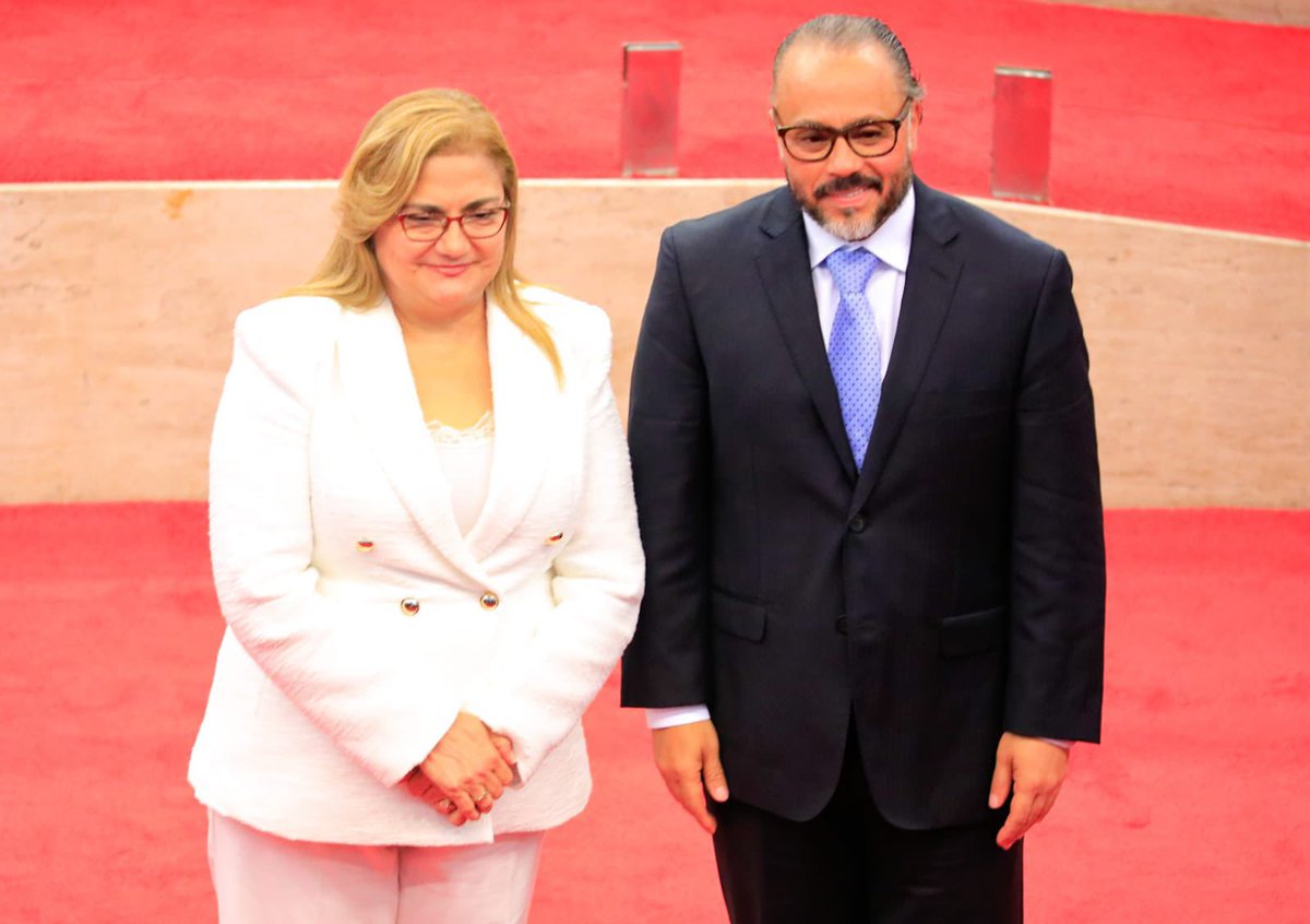 lgamerito's tweet photo. @AlexandraS5217 @ana_mejia1161 La primera también fue sancionada por el TEG y aún sigue en el cargo es más la eligió la bancada cyan y la segunda también fue sancionada por el TEG y adivina que ......  Exacto aún sigue en su puesto como comisionada entonces son la misma lacra de siempre 🤷🤷🤡🤡 https://t.co/CzxMphsHaG