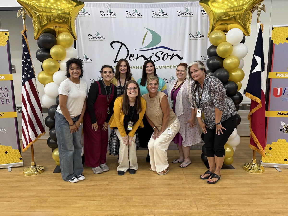 AmieeHimler's tweet photo. It’s been a great start to the week with our BMc new hires! #IGTBAYJ #BMcBuzz 🐝 https://t.co/GE3FcDG4Cy