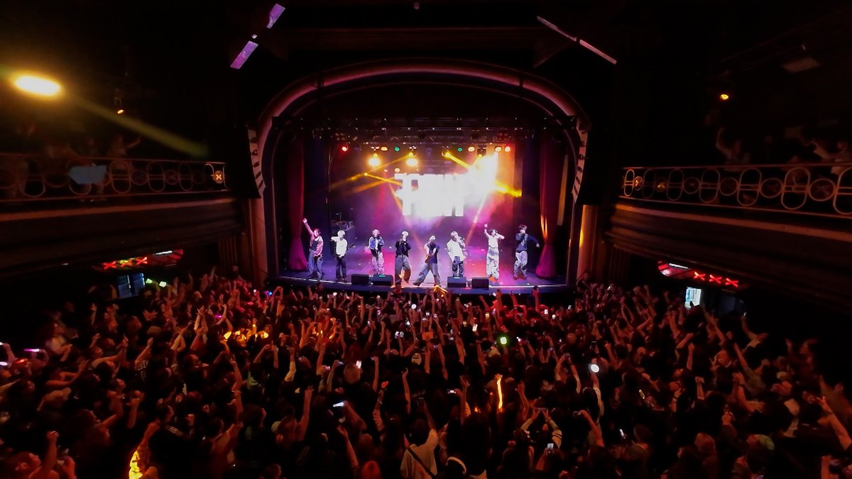 nittele_ntv's tweet photo. アメリカツアーに完全密着

ライブ本番直前にメンバー不参加の緊急事態
7人はどうフォートワースでのライブを
乗り越えるのか⁉︎

ONE OR EIGHTの追加メンバーNEO
独自の方法と考え方で
メンバーたちと絆を強めていく

📢本日深夜24時59分
『#イチバチ -東京から世界へBET-』
https://t.co/y6gYEMlBAu https://t.co/WHShNLelPf