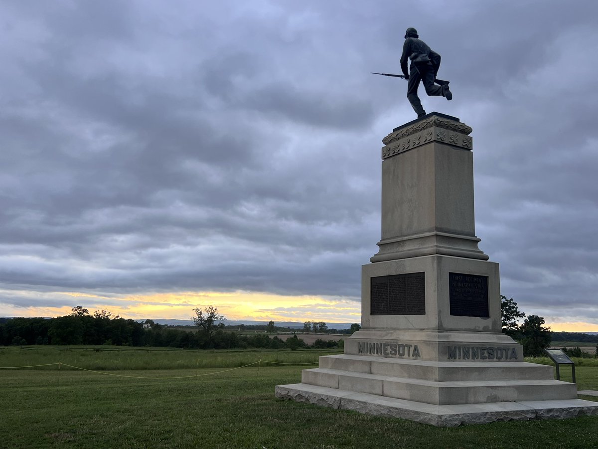 CWBreakfastClub's tweet photo. Sunset after the storm at Gettysburg https://t.co/JEygPXd4xc
