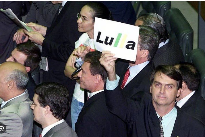 themaster3000's tweet photo. @LeoKasura Pior q Bozo que era Lula https://t.co/B32tgFXErE