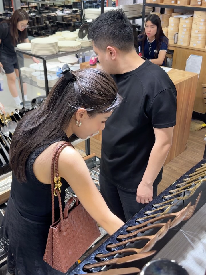 dancychun52's tweet photo. Episode 1 of Behind the Table.
What a way to begin this journey.
I had such an insightful conversation with Mrs Tina Trang. Her passion, perspective, and leadership were incredibly inspiring. It was also fascinating to learn more about the vision she and Chef Thierry share. https://t.co/b8fUM38F0f