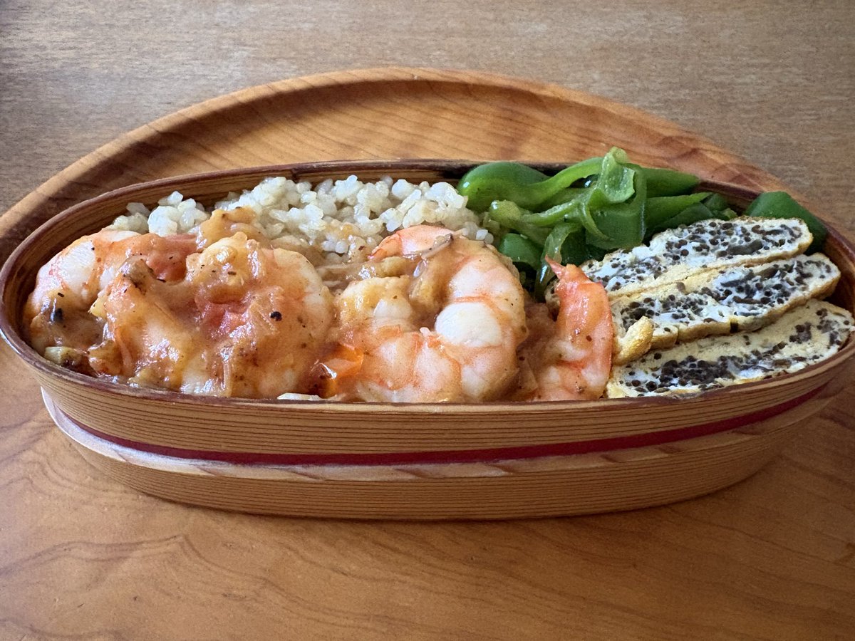 jiloco's tweet photo. 玄米、エビチリ、ピーマン炒めたん、もずく��たまごやき
#弁さん定点　#bento https://t.co/i3jRGJulZb