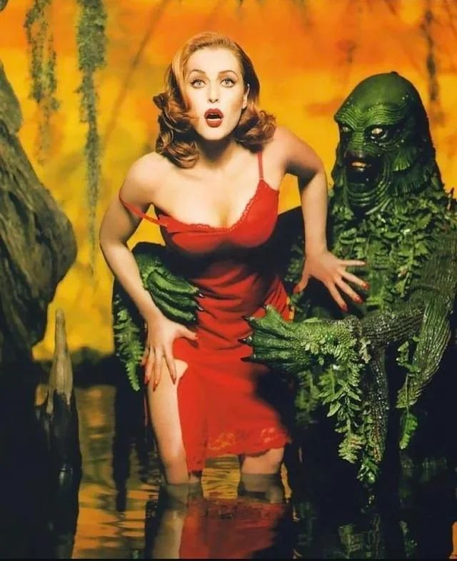 HistoryUnd's tweet photo. Gillian Anderson https://t.co/45cJsQzOg6