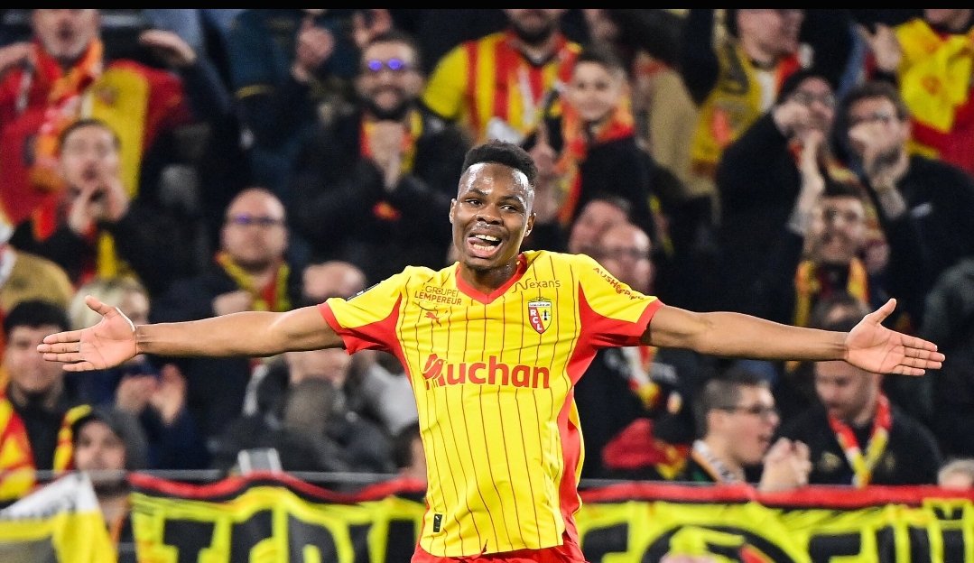 Madison11778279's tweet photo. 🚨🔴⚪️🐝🇲🇱 #PL |

🤝 RC Lens and Brentford have reached an agreement in principle for Mamadou Sangaré.

💰 Transfer fee: €48M + bonus + a sell-on clause.

✈️ Brentford are now working on the final details before completing the deal. 
Bonne chance à notre fils💪✨ https://t.co/aL3RGE7SJQ