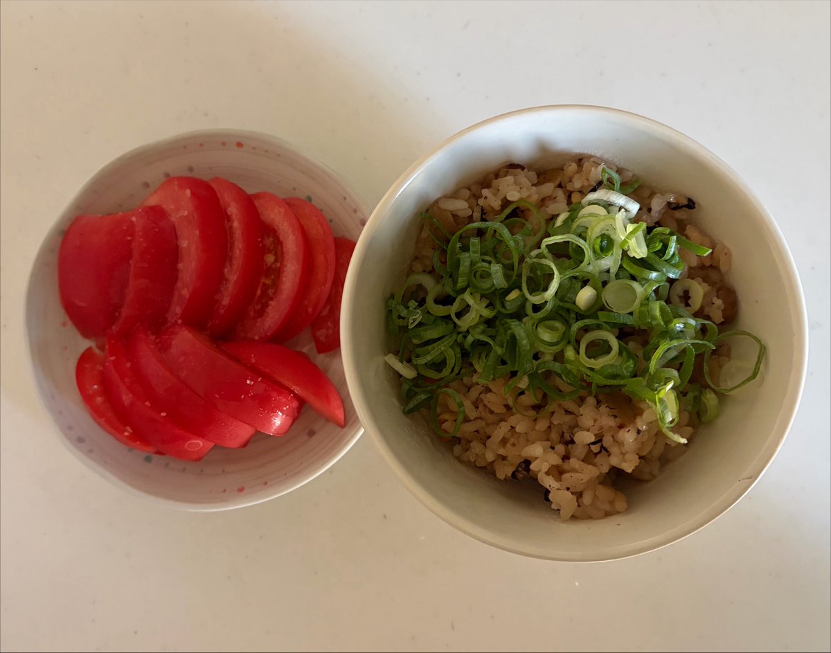 fcrtfkq's tweet photo. 沖縄の炊き込みご飯じゅーしーを食べました🍚
KALDIで見つけた瞬間、あれだ！！と思って即買いമ◡മ https://t.co/gfy3RltKgn