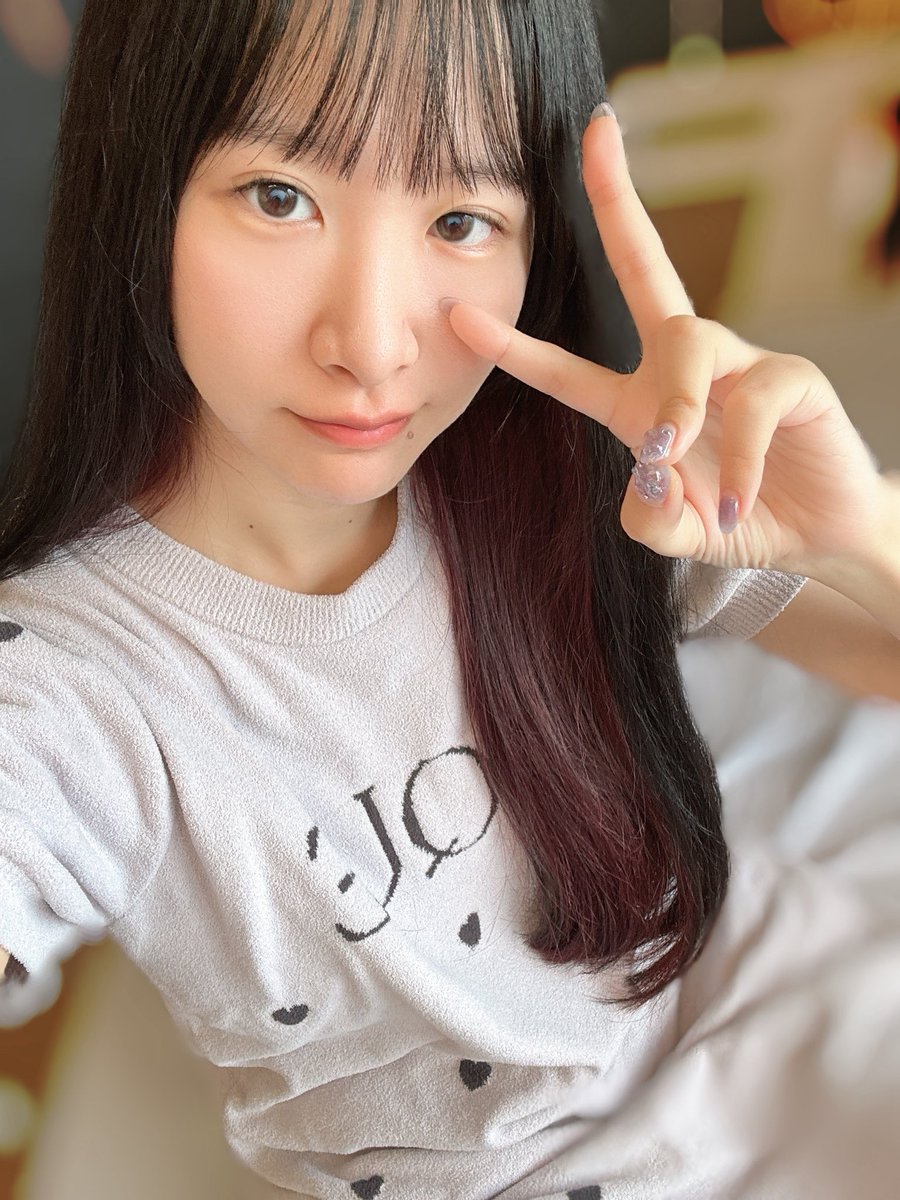 yourfave_honoka's tweet photo. 本日、一時退院しました🏠✨ 
まだ治療やリハビリは続きますが、少しだけお家で過ごせる時間をもらえました☺️
昨日はたくさんの温かいコメントやメッセージを本当にありがとうございました🥲 
みんなの優しさに励まされています。
焦らず、一歩ずつ。また笑顔で「ただいま！」と言えるよう頑張ります🍓 https://t.co/Lo6RTBjgoD