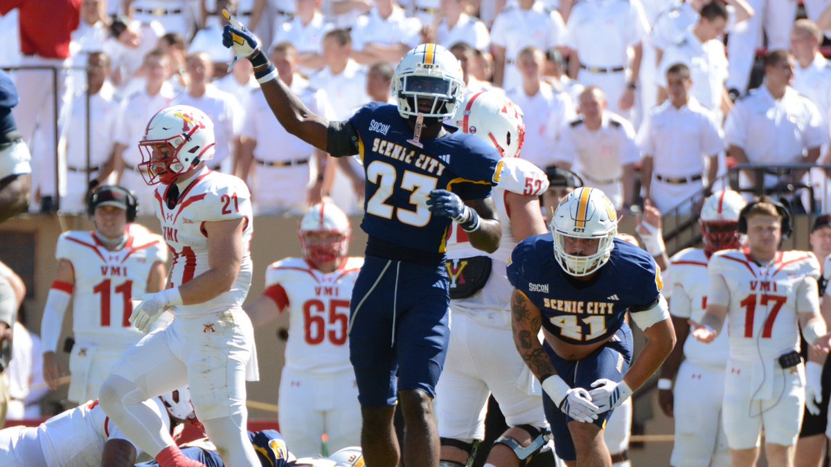 GoMocs's tweet photo. It's time⏰

@GoMocsFB opens fall camp: https://t.co/45aEIgykYx

#EnterTheChatt https://t.co/t45Ure72cl