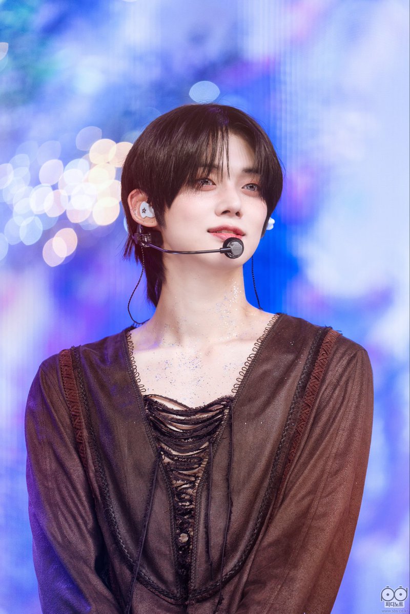 glossyjuni's tweet photo. does srr era yeonjun know he’s my muse my obsession my mona lisa https://t.co/OTI3nFw7c7