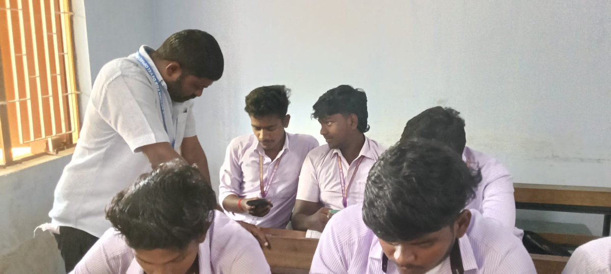 padgom2024's tweet photo. 🎓🤖 PAD successfully completed a 15-hour AI Training Programme for minority students at TDMNS College, T. Kallikulam, equipping them with practical AI skills for learning, creativity, and future careers.

#PeoplesActionForDevelopment #PAD #AIForGood #DigitalSkills https://t.co/iiKZZd1uDD