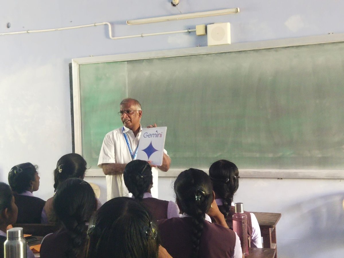 padgom2024's tweet photo. 🎓🤖 PAD successfully completed a 15-hour AI Training Programme for minority students at TDMNS College, T. Kallikulam, equipping them with practical AI skills for learning, creativity, and future careers.

#PeoplesActionForDevelopment #PAD #AIForGood #DigitalSkills https://t.co/iiKZZd1uDD