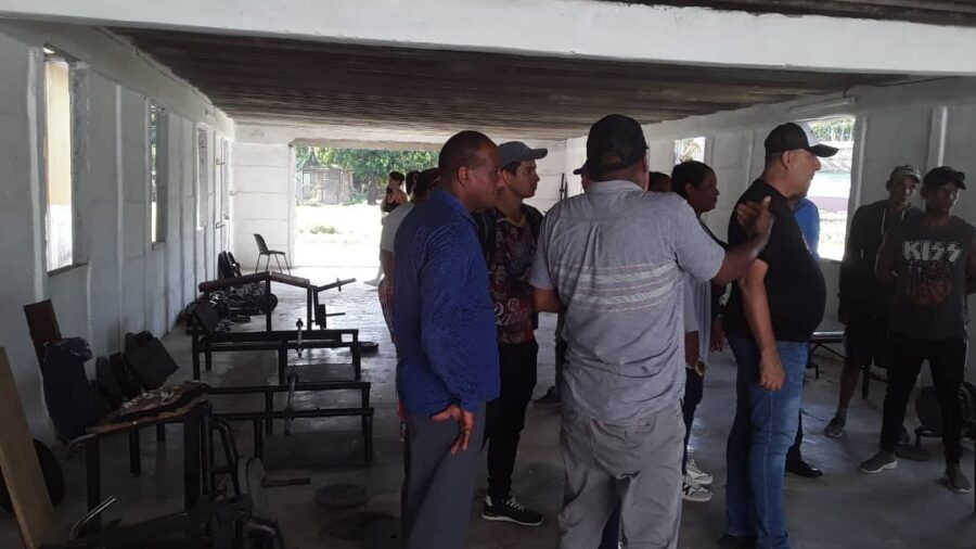 TPP_LasTunas's tweet photo. En el municipio #Amancio fueron rehabilitadas varias obras de impacto social en saludo al 26 de Julio.

#CubaVencerá 
#MiMoncadaEsLaPatria https://t.co/qYBfrMFUp3