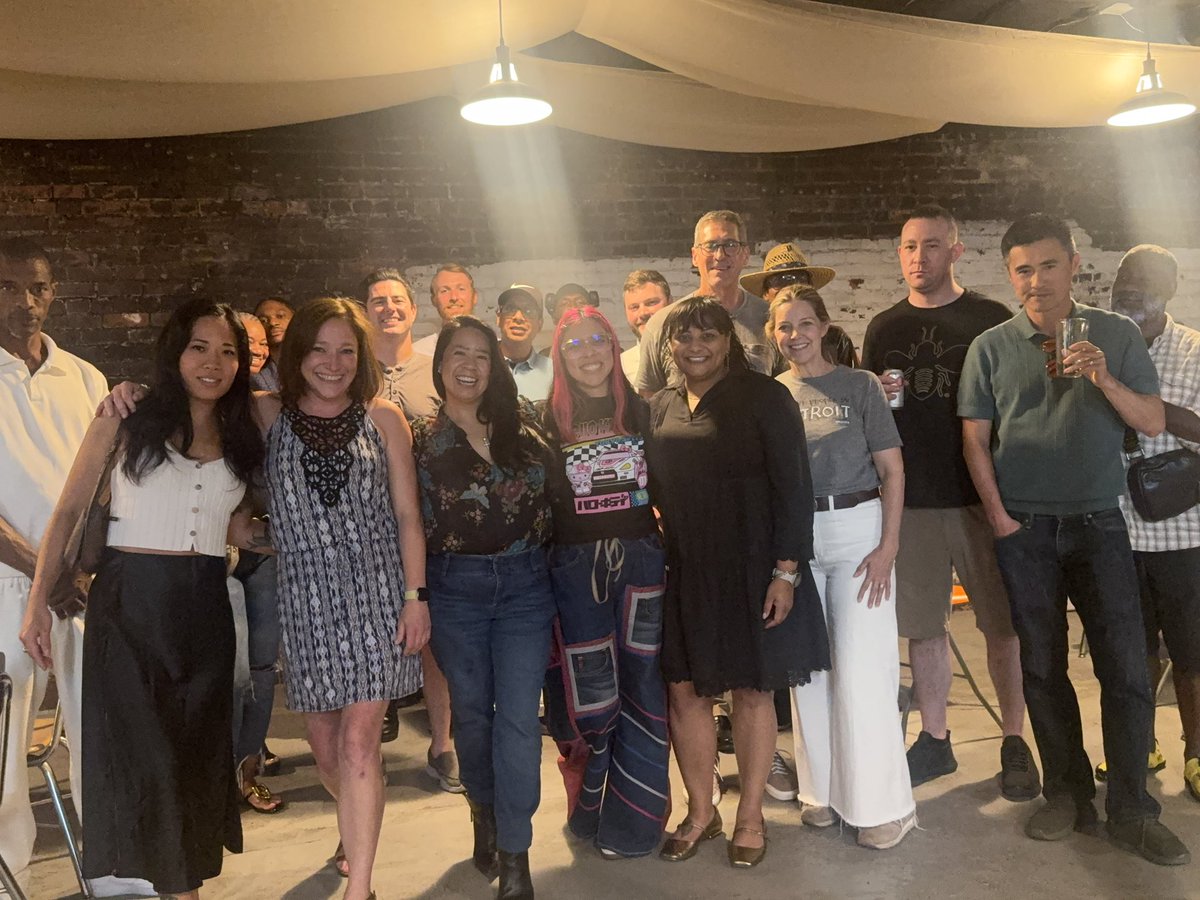 detroit_bcc's tweet photo. Wonderful night at our first Policy and Pints 
event sponsored by @DigitalChamber 🎉

Congrats to @333Polaris for winning our Detroit Blockchain Center &amp; @EthDetroit313 
Blockchain &amp; Boats giveaway ! https://t.co/yF0PH22ROt