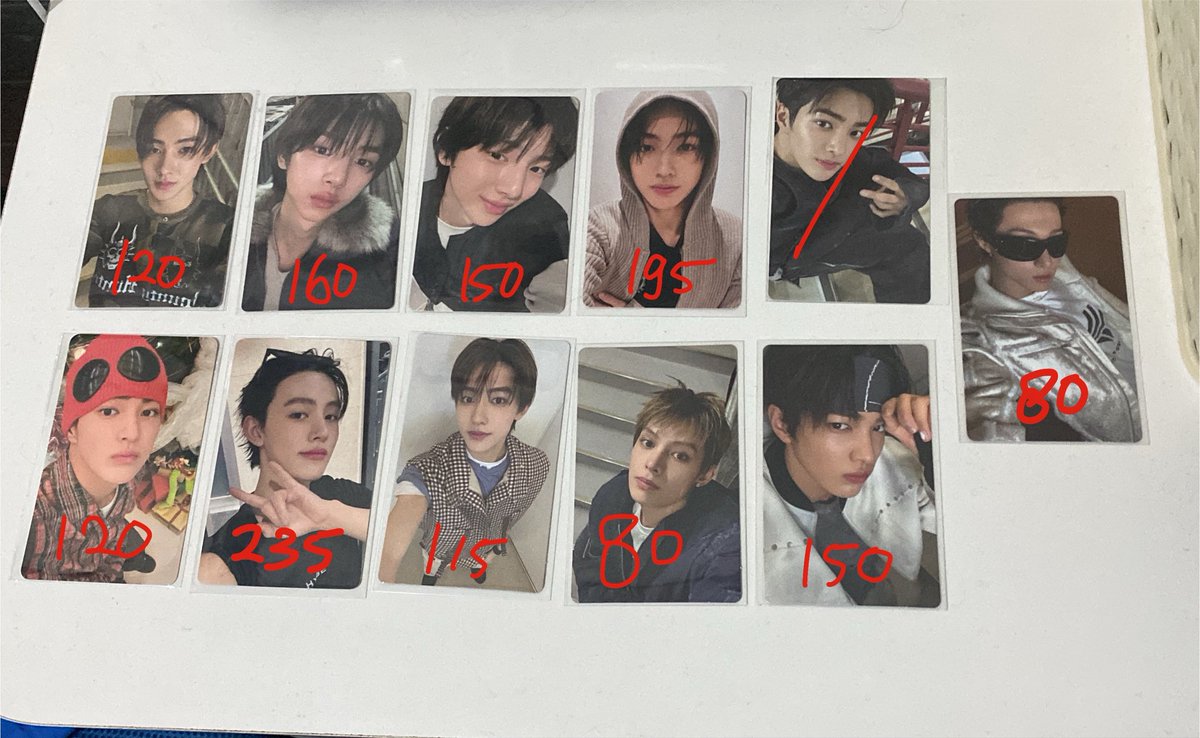 ritzrub's tweet photo. wts want to sell pc cortis (keonho, seonghyeon, james, martin, juhoon) 

- bisa negtip dan cek condi yaa ;3
- dom bekasi
- keep event with dp 
- prefer split pay, bisa co di orenn 🍊

#cortisell #corsell https://t.co/UCOjrlnzUq